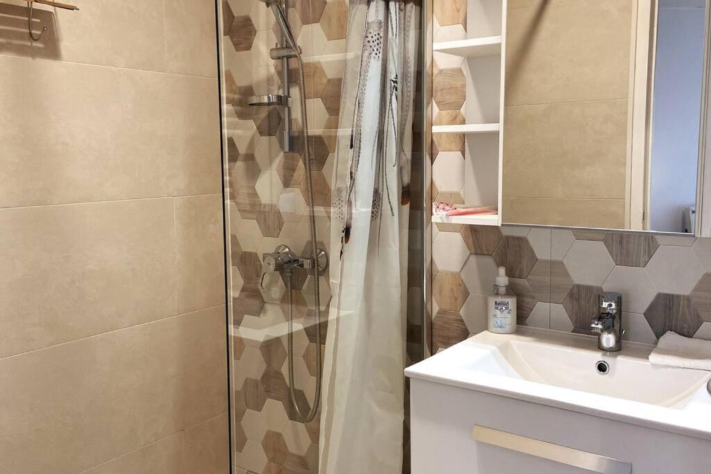 Le Saint-Amour Appartement Classe 2 Etoiles Экстерьер фото